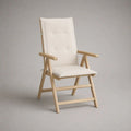 Chaise de jardin pliante et inclinable en bois massif avec coussin en tissu écru, 59 × 68 × 108 cm