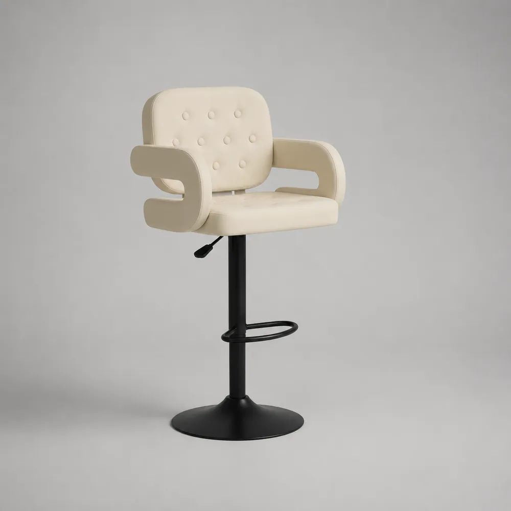 Tabouret de bar pivotant réglable avec accoudoirs en similicuir crème et acier noir, 54 × 52 × 91-112 cm